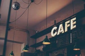 Should a cafe have a website?