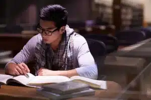 Are university websites academic? Are university websites academic?